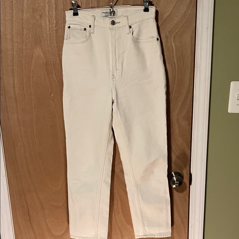 Abercrombie & Fitch Cream Ankle Straight Jeans Curve Love